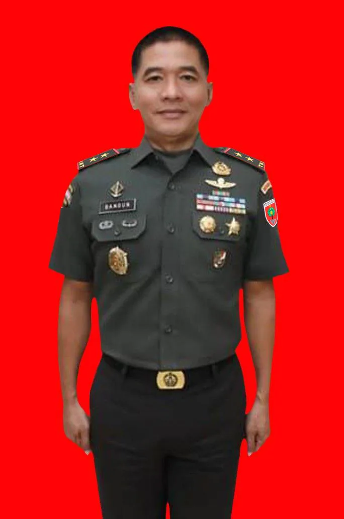 Foto MAYJEN TNI BANGUN NAWOKO